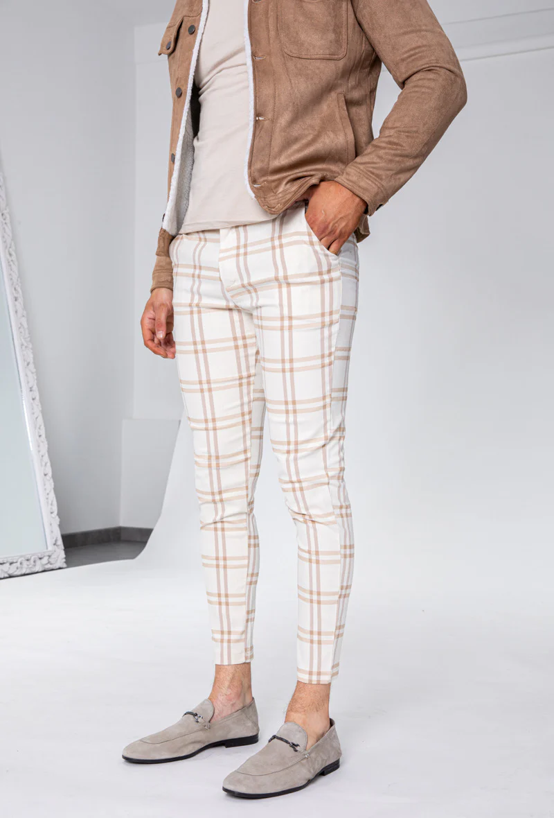 Wit Geruite Chino Sante – Image 2