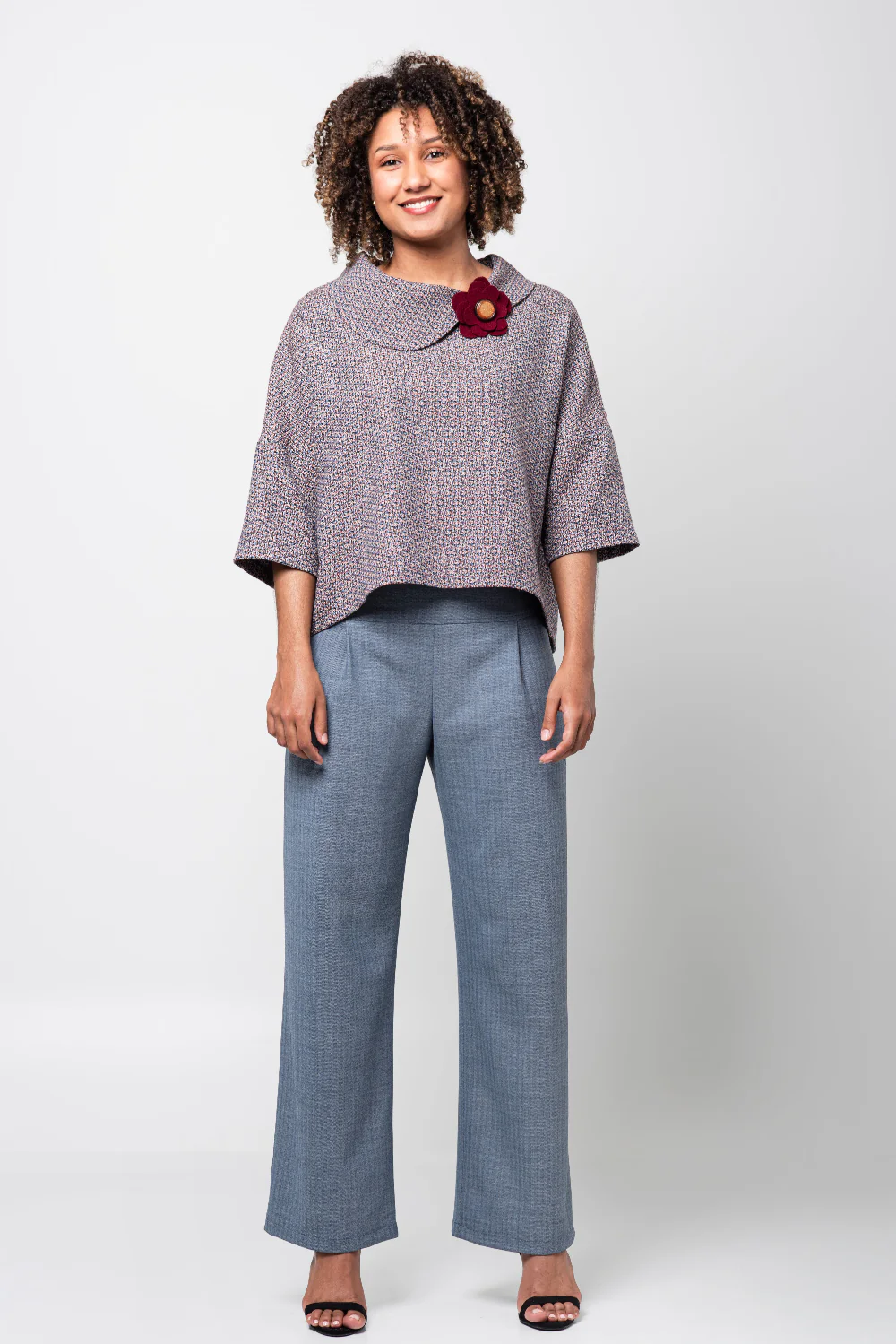 Pèlerine, veste pour femme en laine et soie – Image 2