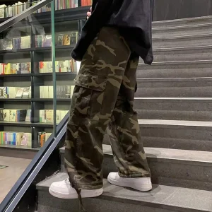 Baggy military cargo pants