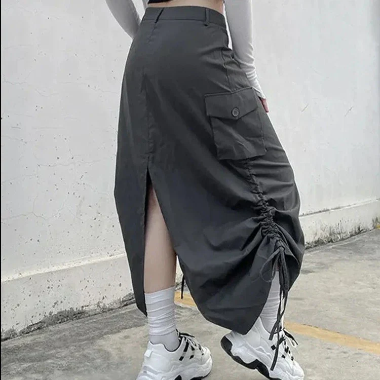 Bella Hadid cargo skirt – Image 2