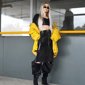 Pantalon cargo femme taille haute noir destroy