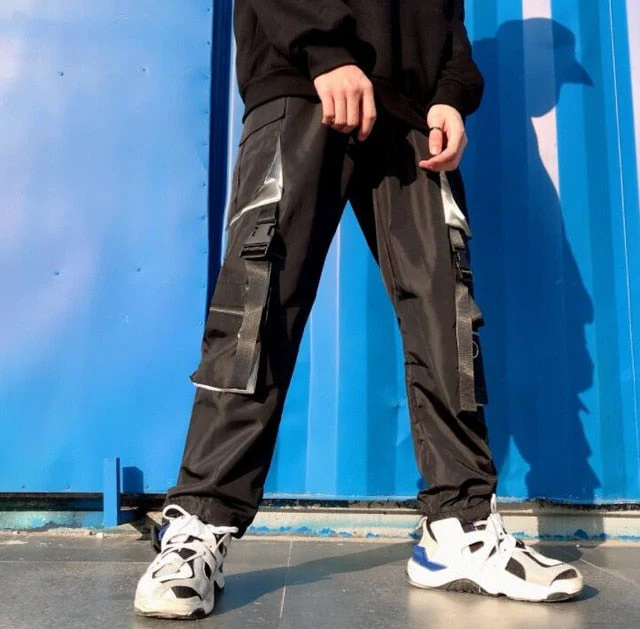 Pantalon cargo femme noir nylon avec sangle – Image 2